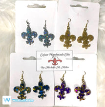 Load image into Gallery viewer, Fleur de Lis Earrings
